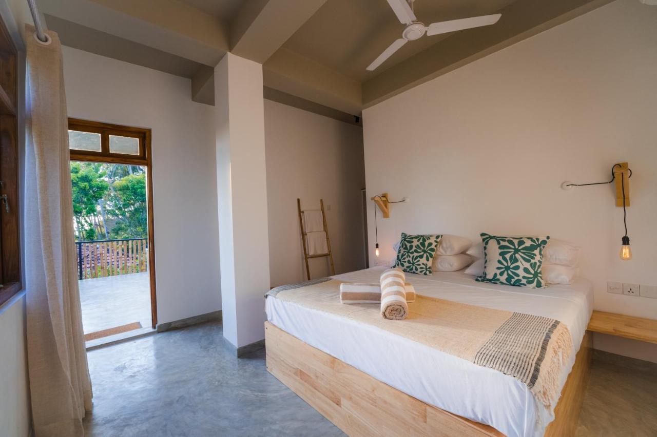 Hotel Bombora Hiriketiya Dikwella Exteriér fotografie