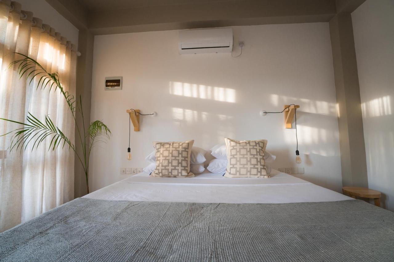 Hotel Bombora Hiriketiya Dikwella Exteriér fotografie